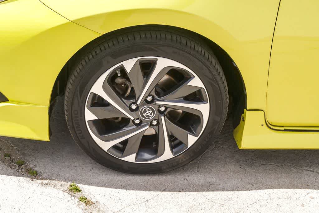 Thumbnail: 2017 Toyota Corolla iM - 5
