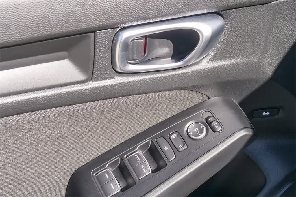 Thumbnail: 2024 Honda Civic - 18