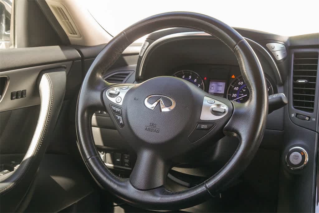 Thumbnail: 2013 INFINITI FX37 - 14