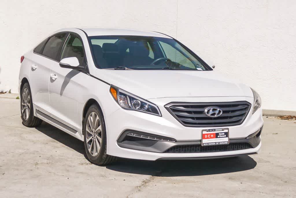 Thumbnail: 2015 Hyundai Sonata - 2