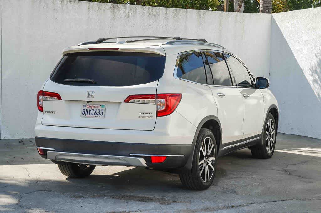 Thumbnail: 2019 Honda Pilot - 3