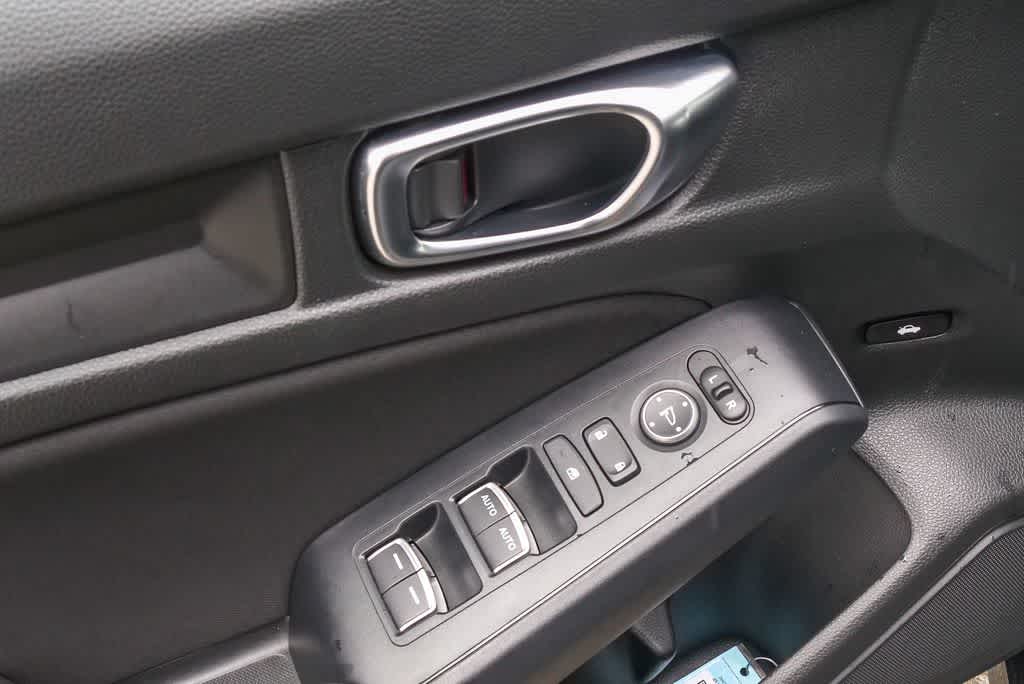 Thumbnail: 2024 Honda Civic - 18