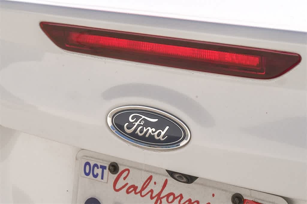 Thumbnail: 2015 Ford Focus - 11