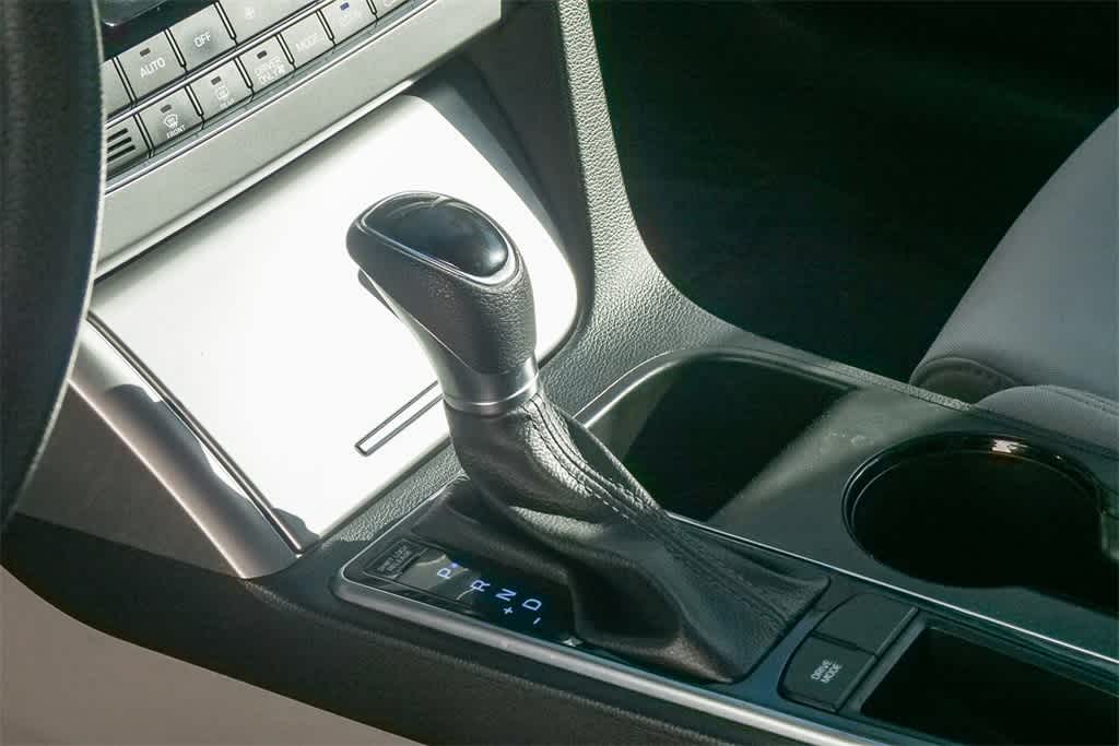 Thumbnail: 2016 Hyundai Sonata - 13