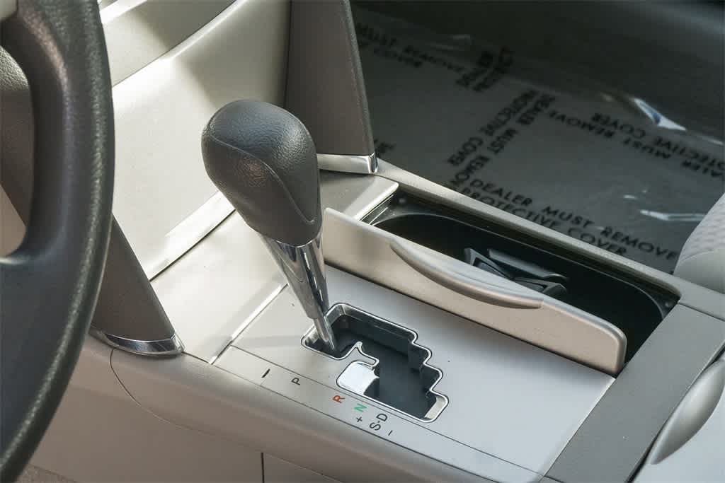 Thumbnail: 2011 Toyota Camry - 18