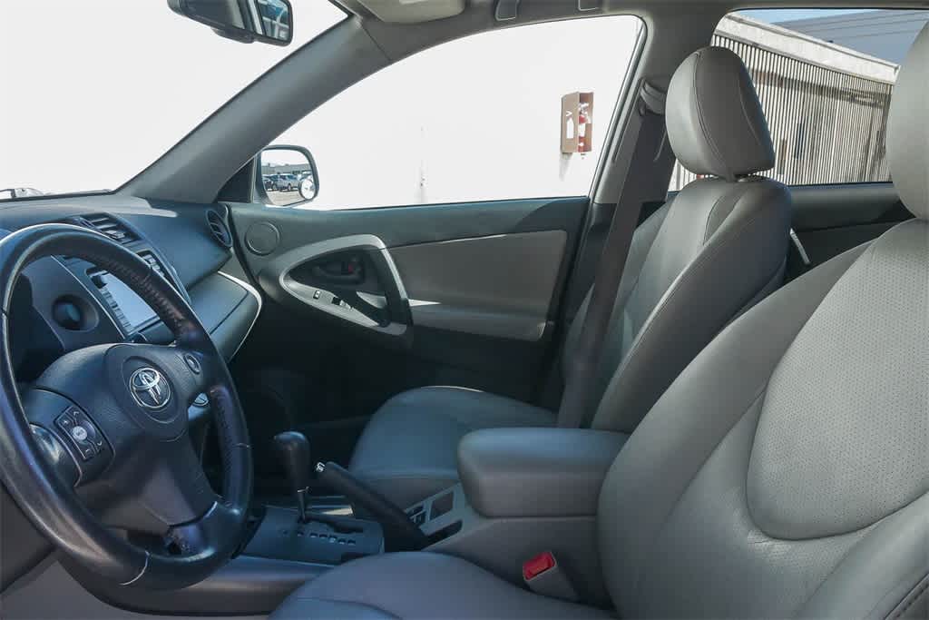 Thumbnail: 2010 Toyota RAV4 - 18