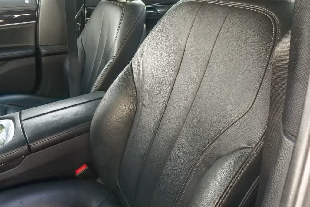 Thumbnail: 2018 BMW 7 Series - 17