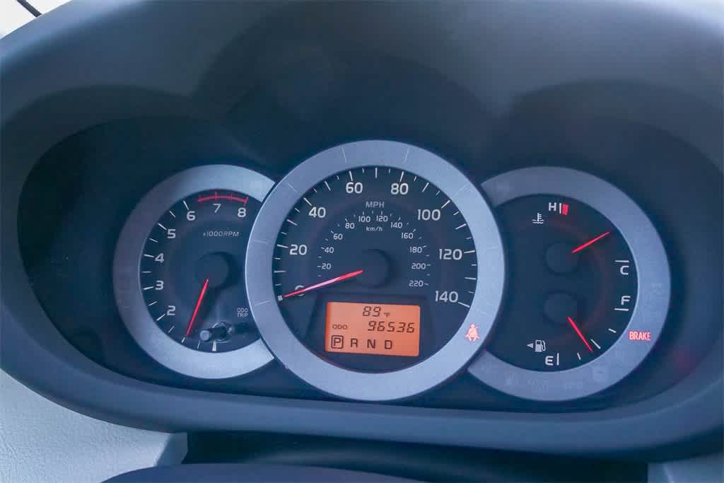 Thumbnail: 2010 Toyota RAV4 - 23