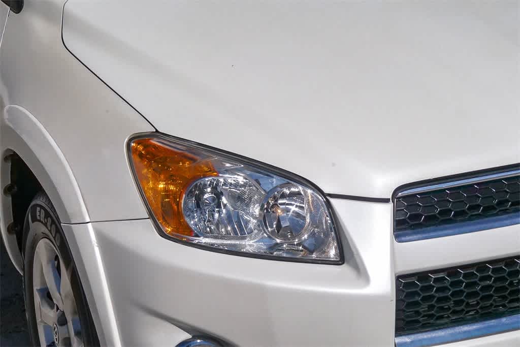 Thumbnail: 2010 Toyota RAV4 - 4