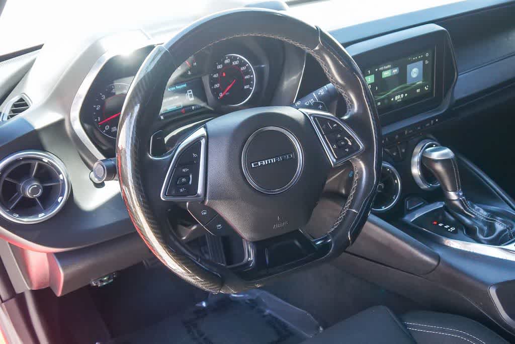 Thumbnail: 2018 Chevrolet Camaro - 15