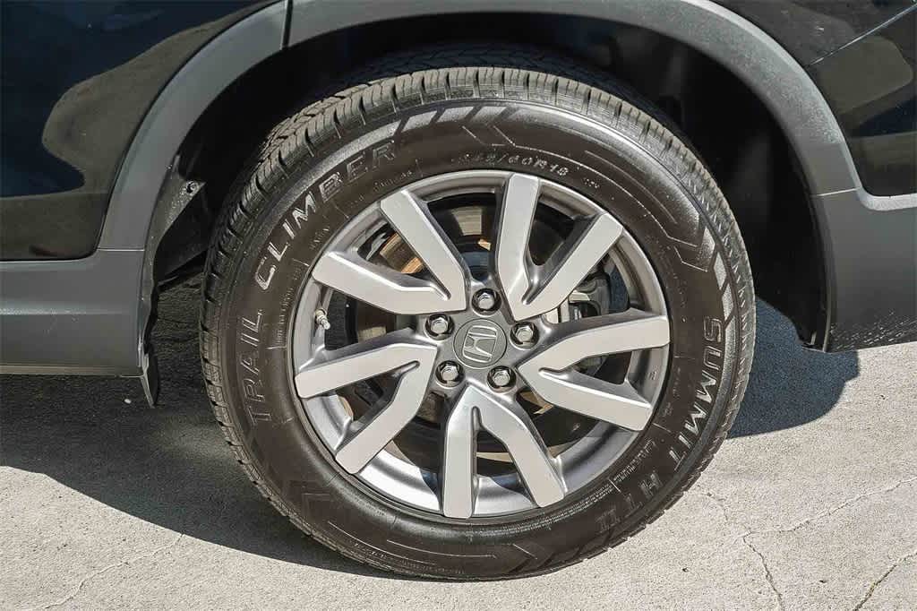 Thumbnail: 2019 Honda Pilot - 11