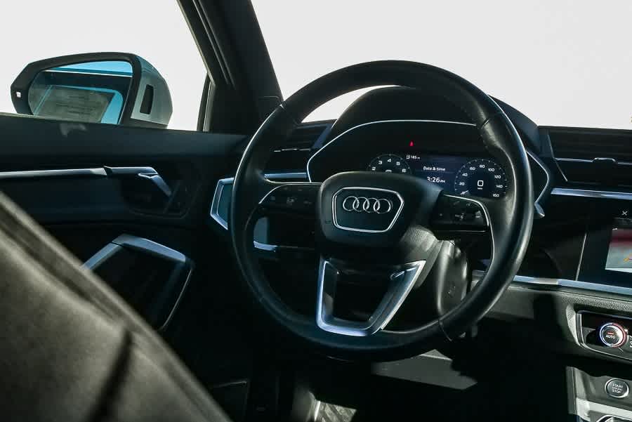 Thumbnail: 2020 Audi Q3 - 14