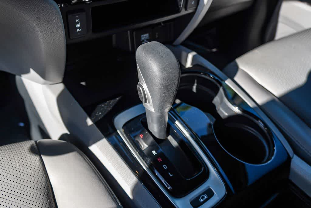 Thumbnail: 2018 Honda Ridgeline - 18