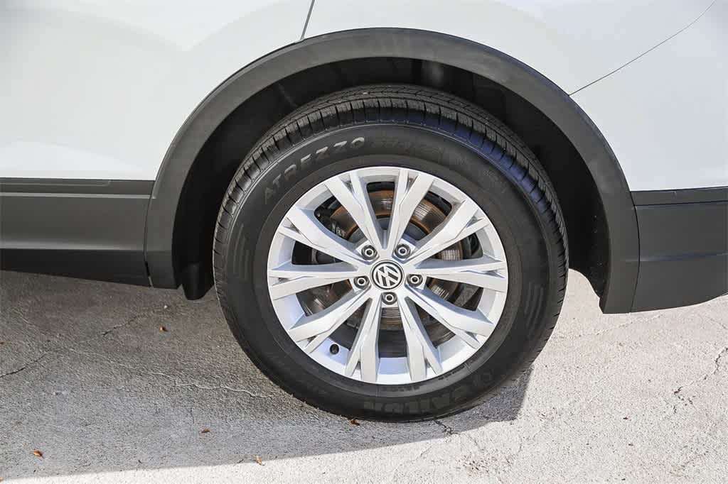 Thumbnail: 2019 Volkswagen Tiguan - 10