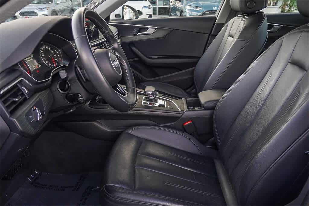 Thumbnail: 2019 Audi A4 - 19