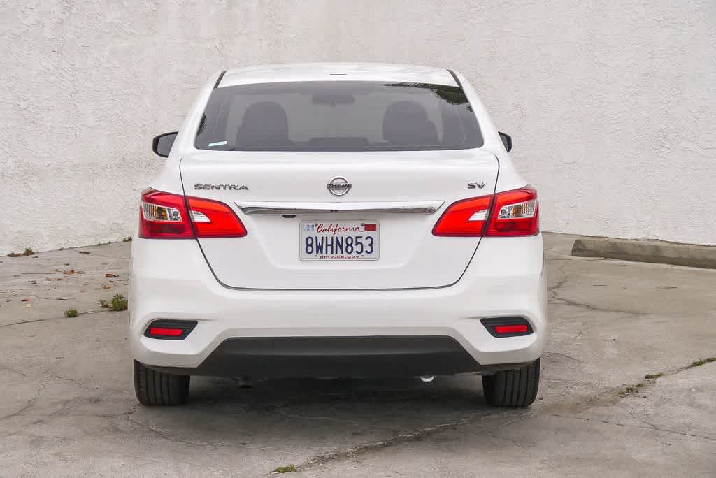 Thumbnail: 2016 Nissan Sentra - 8