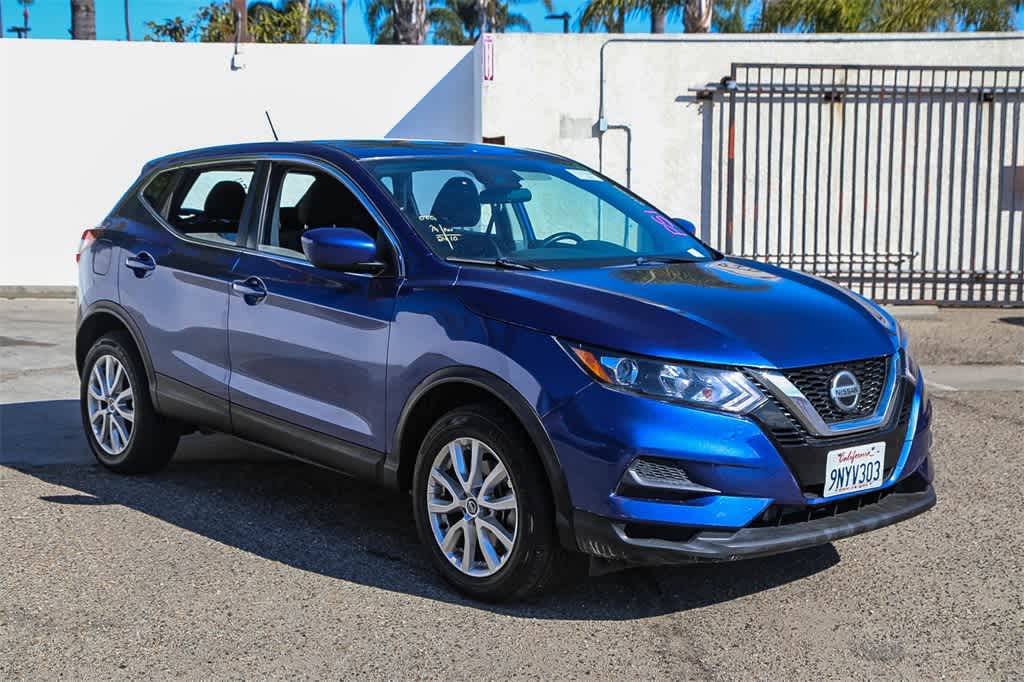 2021 Nissan Rogue Sport S photo 3