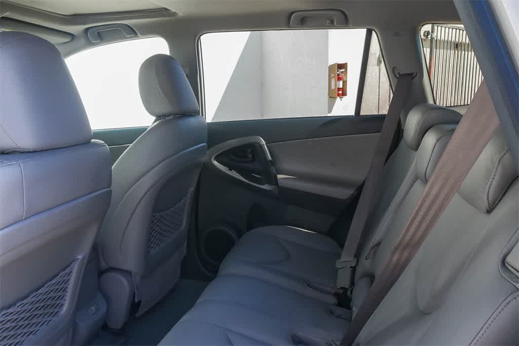 Thumbnail: 2010 Toyota RAV4 - 16