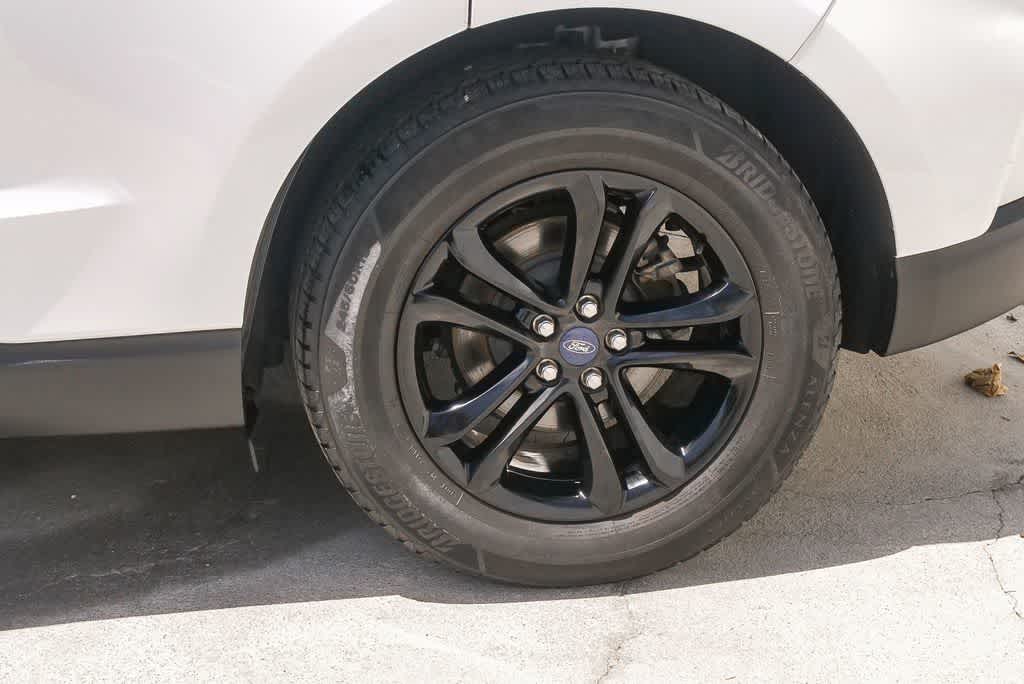 Thumbnail: 2020 Ford Edge - 6