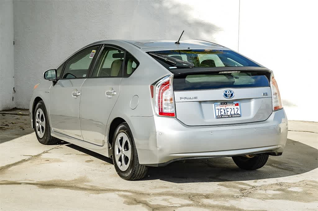 Thumbnail: 2014 Toyota Prius - 6