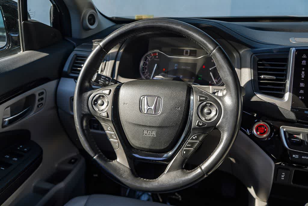 Thumbnail: 2018 Honda Ridgeline - 14
