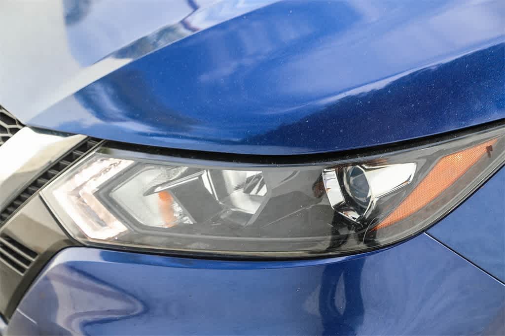 Thumbnail: 2021 Nissan Rogue Sport - 7