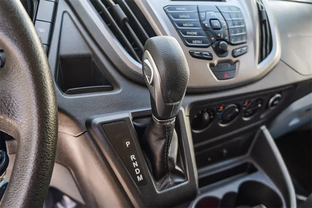 Thumbnail: 2018 Ford Transit Series - 22