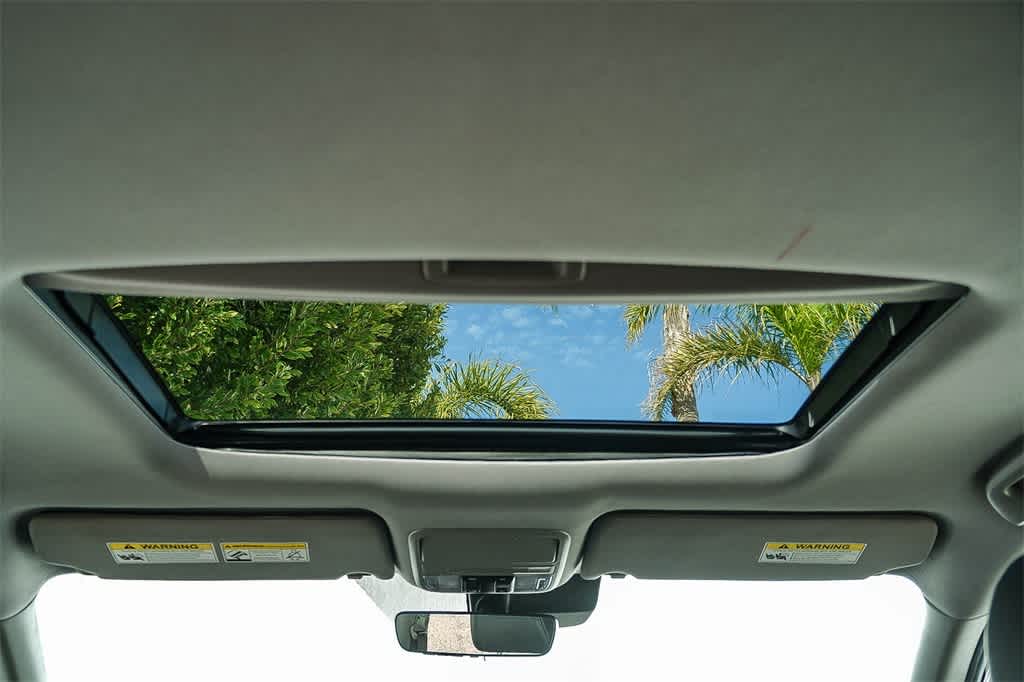 Thumbnail: 2022 Honda Pilot - 18