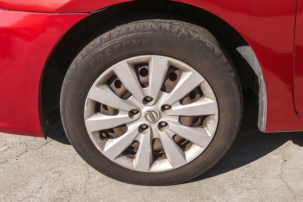 Thumbnail: 2017 Nissan Sentra - 5