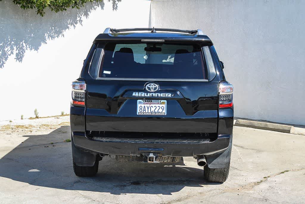 Thumbnail: 2017 Toyota 4Runner - 8