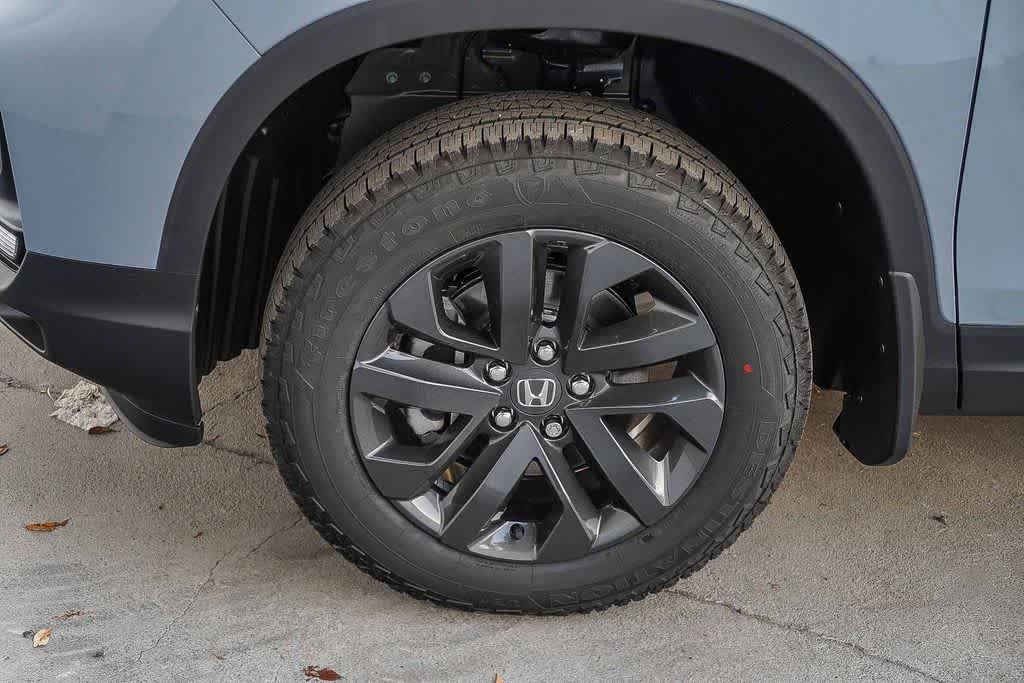 Thumbnail: 2026 Honda Ridgeline - 10