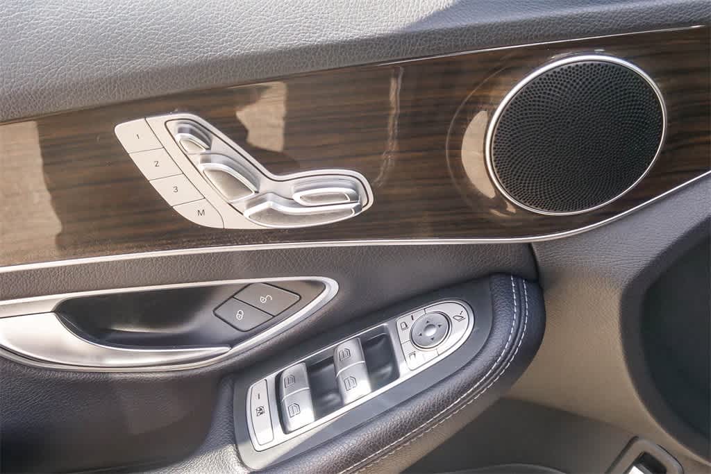 Thumbnail: 2018 Mercedes-Benz C-Class - 19