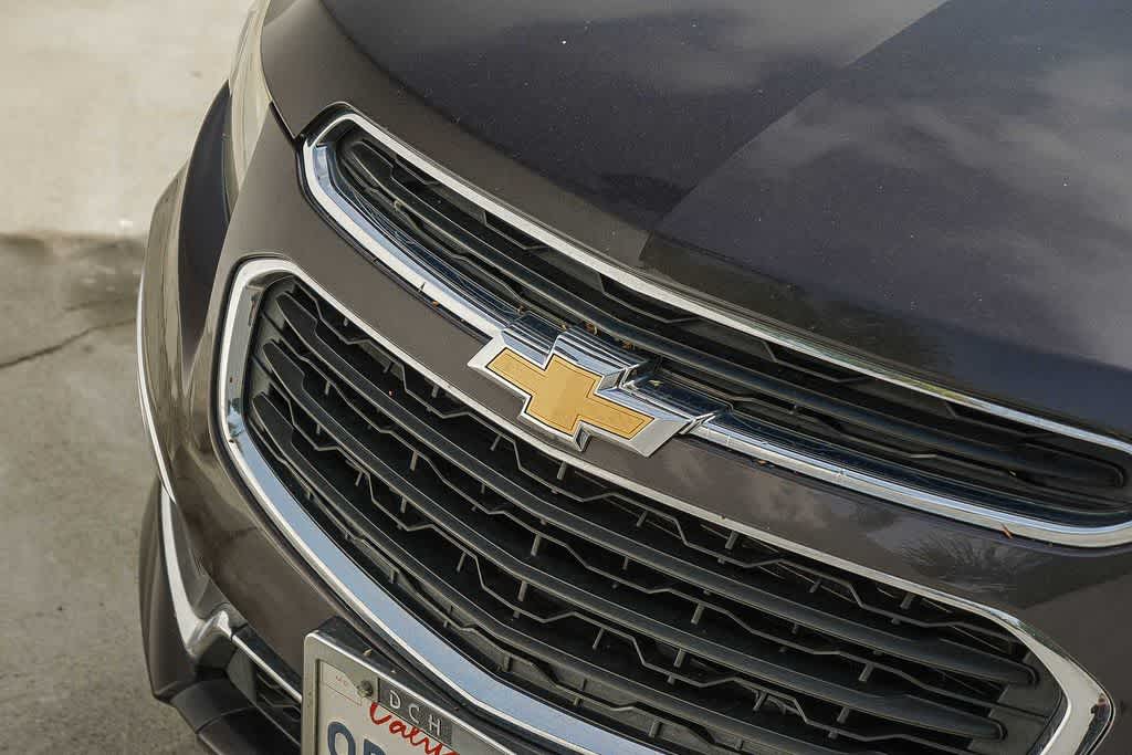 Thumbnail: 2016 Chevrolet Cruze - 9