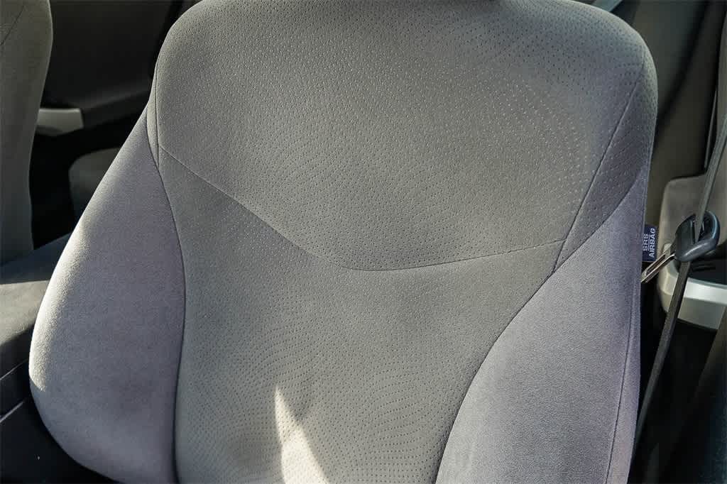 Thumbnail: 2015 Toyota Prius - 27