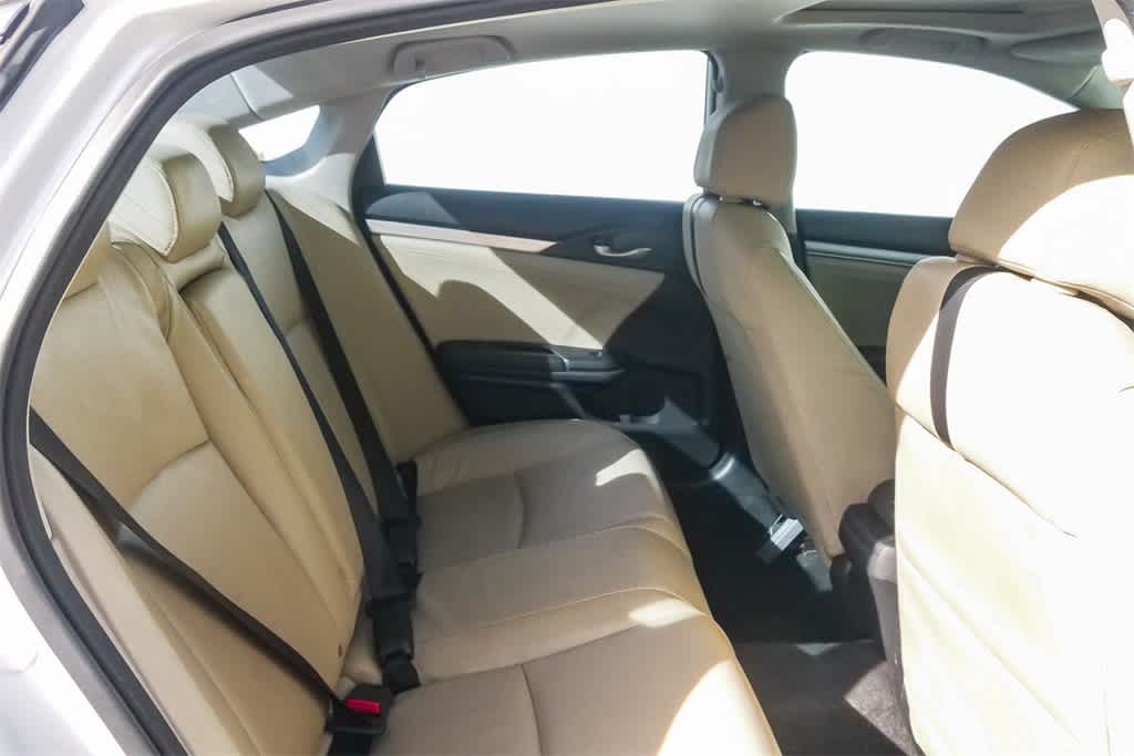 Thumbnail: 2016 Honda Civic - 15