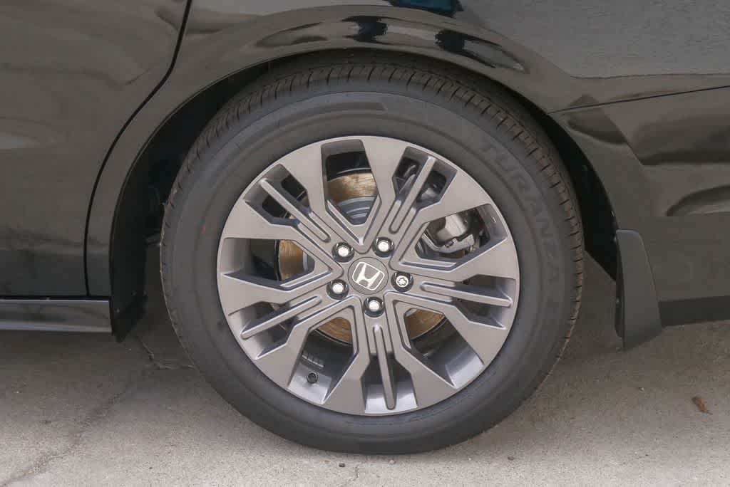 Thumbnail: 2026 Honda Odyssey - 6