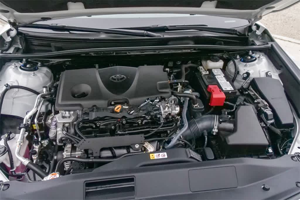 2024 Toyota Camry SE 26