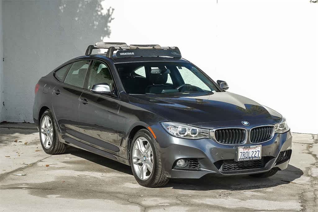 Thumbnail: 2016 BMW 3 Series - 3