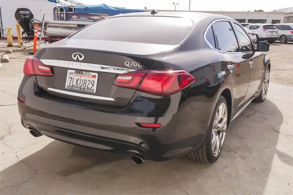Thumbnail: 2015 INFINITI Q70 - 9