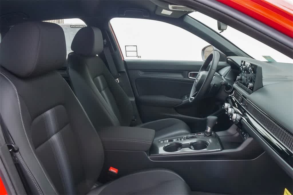 2025 Honda Civic Sport 16