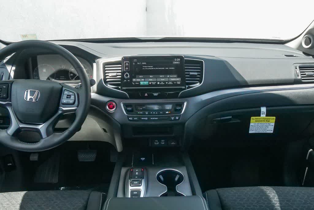 Thumbnail: 2026 Honda Ridgeline - 13