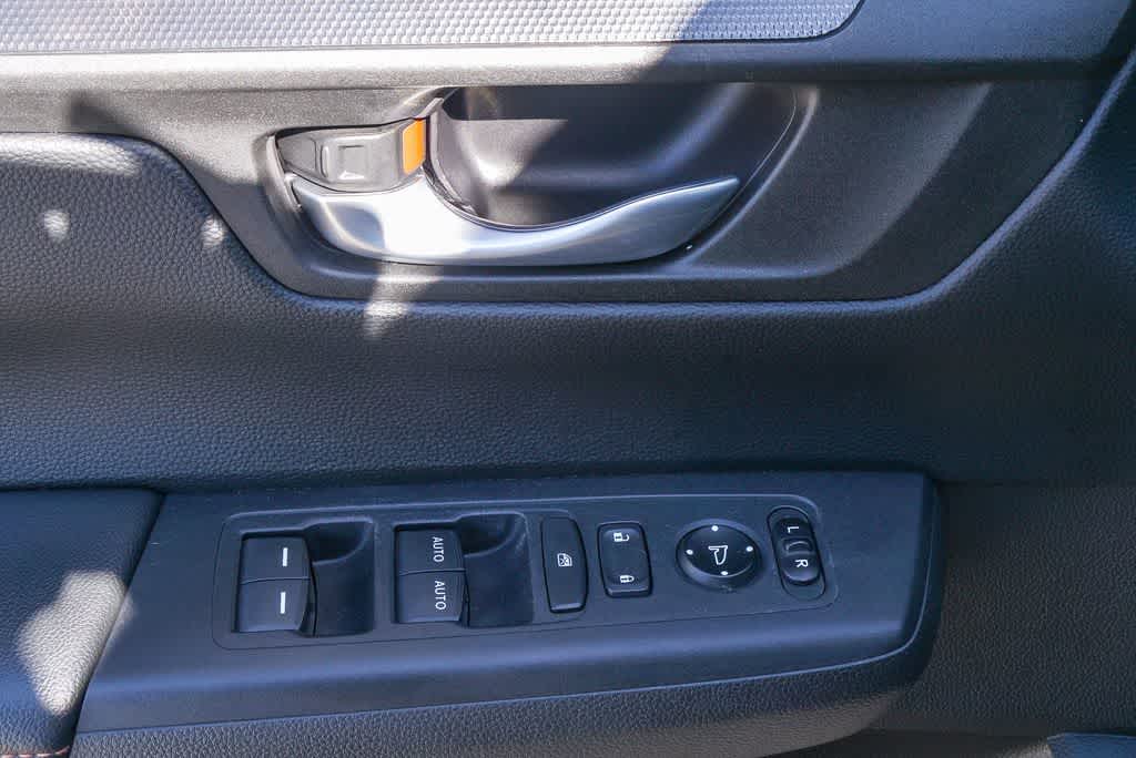 Thumbnail: 2023 Honda CR-V - 20