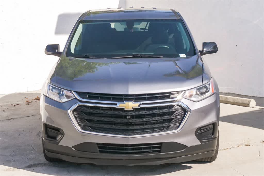 Used 2019 Chevrolet Traverse LS with VIN 1GNERFKW9KJ117242 for sale in Camarillo, CA