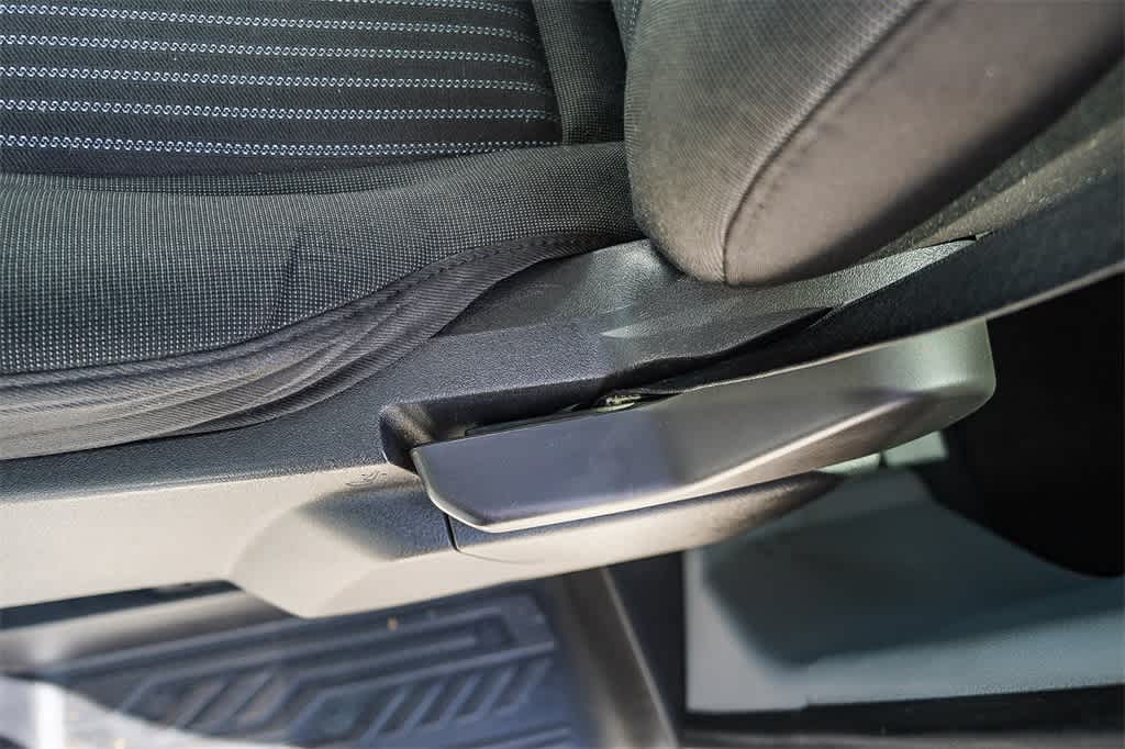 Thumbnail: 2018 Ford Transit Series - 24