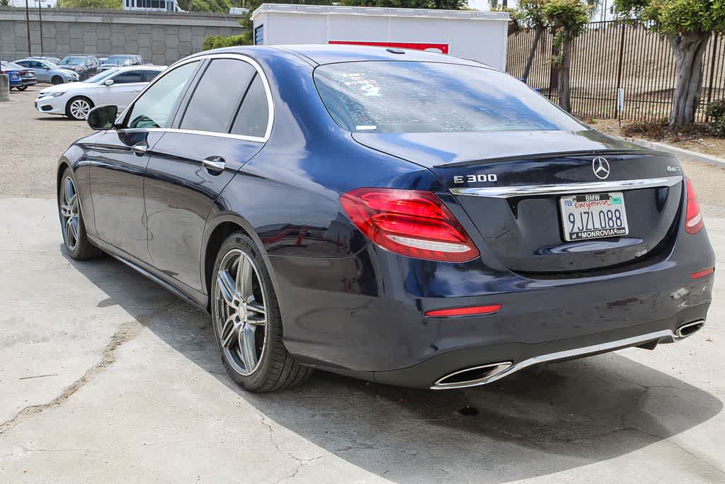 Thumbnail: 2017 Mercedes-Benz E-Class - 7