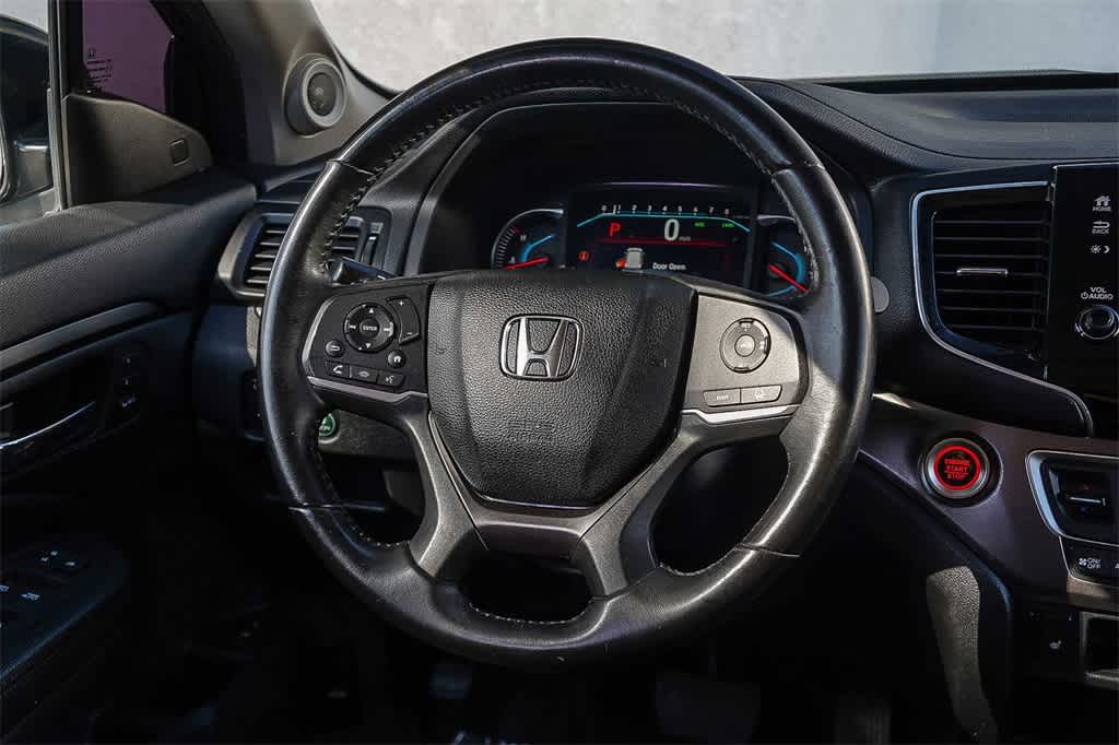 Thumbnail: 2019 Honda Pilot - 15