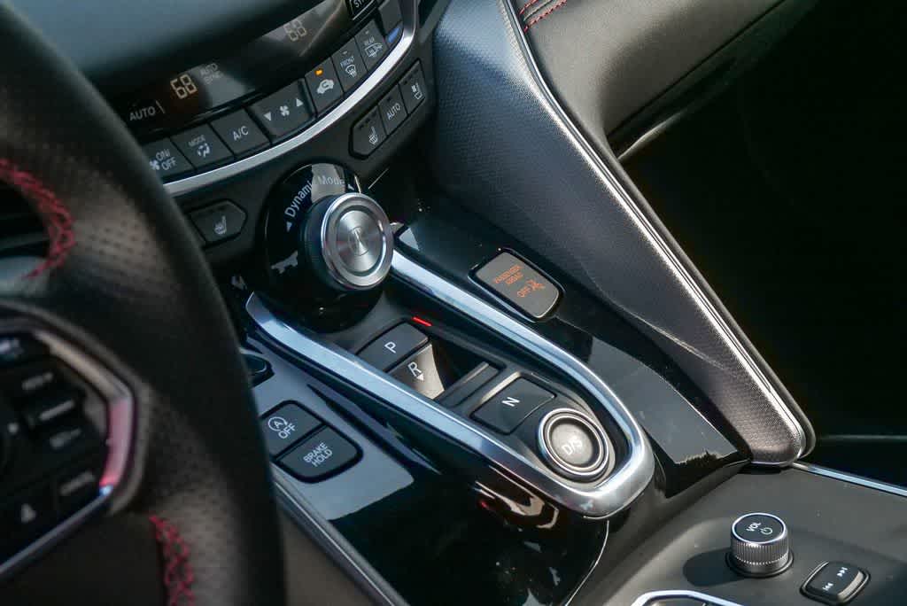 Thumbnail: 2025 Acura TLX - 19