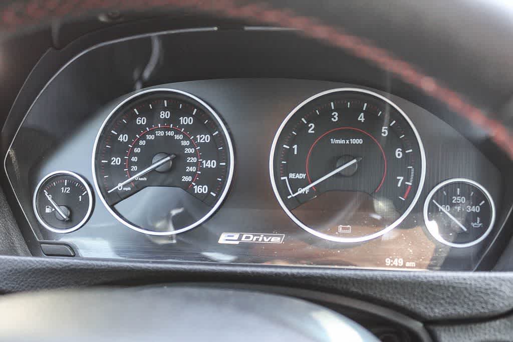 Thumbnail: 2017 BMW 3 Series - 22