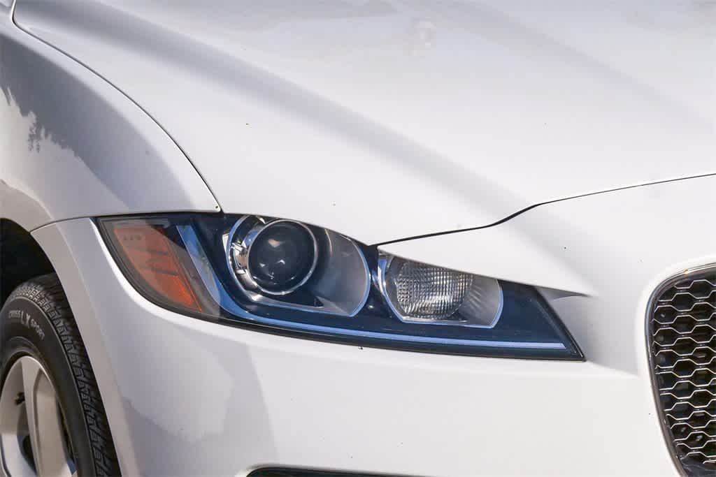 Thumbnail: 2018 Jaguar F-Pace - 4