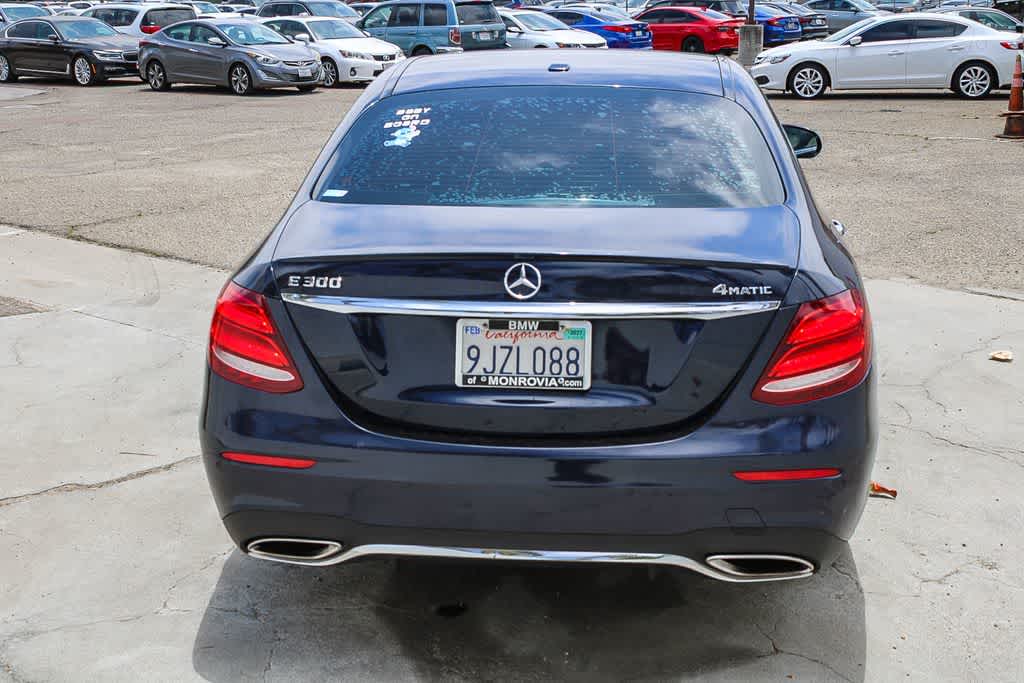 Thumbnail: 2017 Mercedes-Benz E-Class - 8